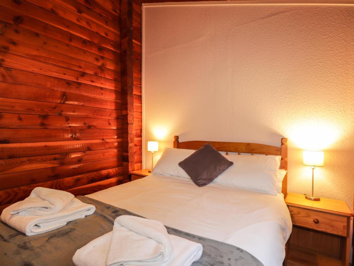 Spruce Lodge Strathpeffer Eksteriør billede
